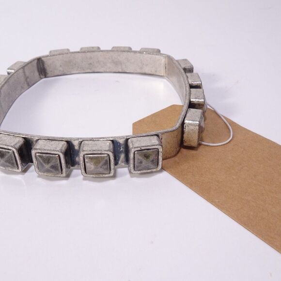 Lee Angel Piper Oxidized Silver Pyramid Square Bangle Bracelet NWT 200 - Picture 8 of 16